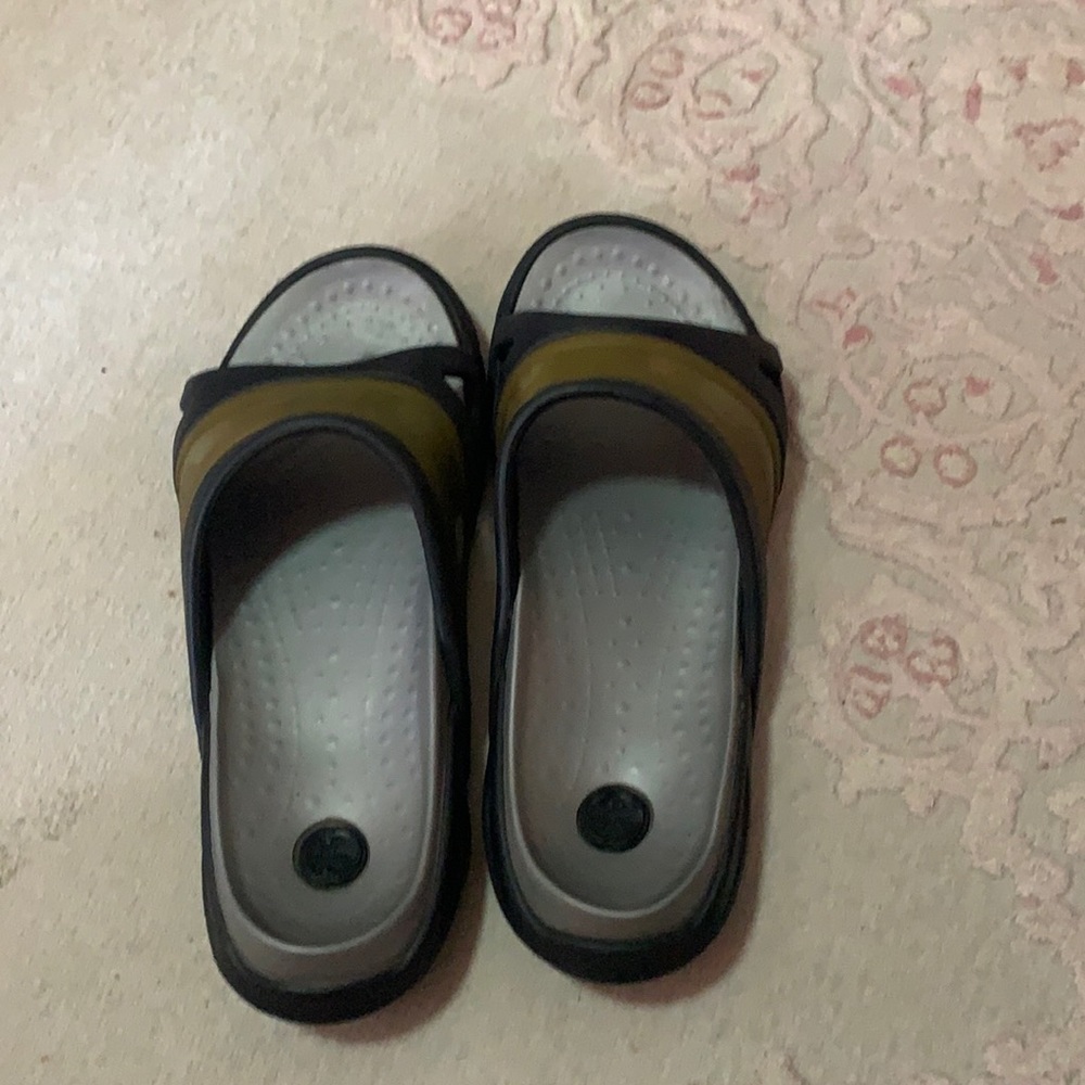 NW croc sandals